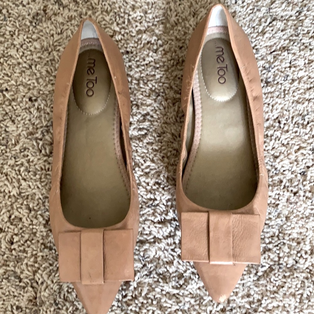 Me too camel bow flat